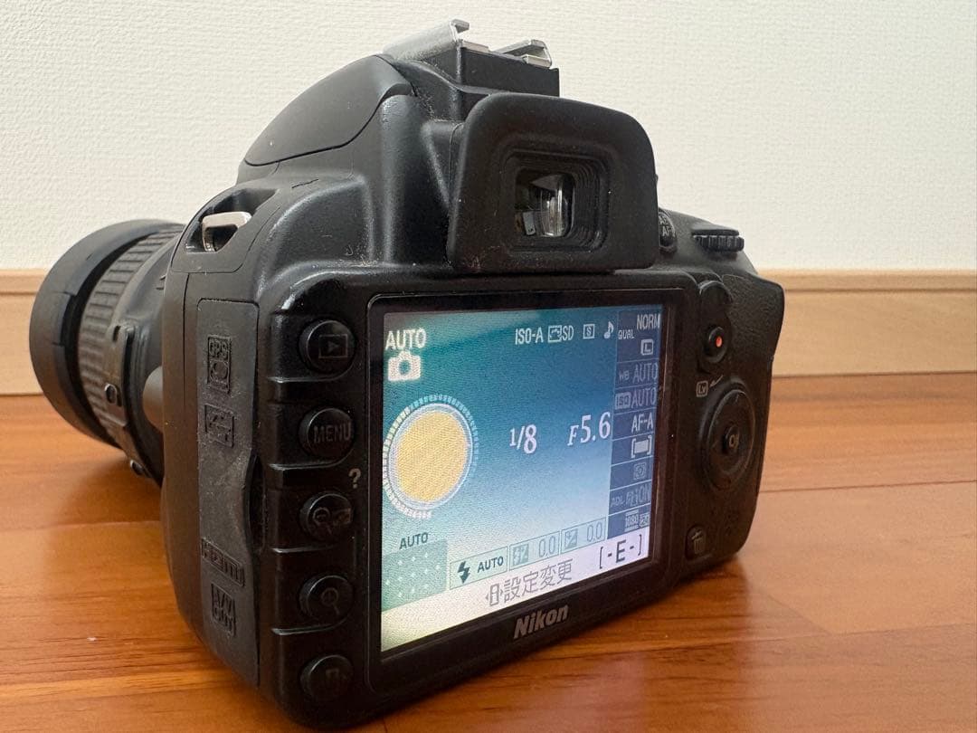 Nikon D3100 デジタル一眼レフ 18-55mm VR レンズキット