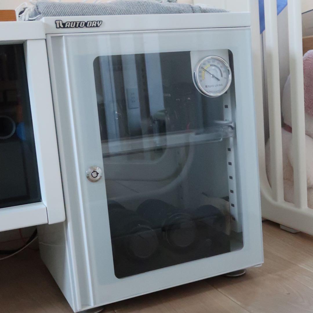 FUJIFILM XS10ボディ、XF18-55f2.8-4.0レンズ