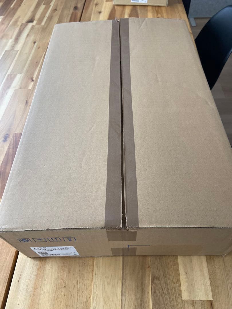 TYR1024BD　TOTO　洗面所暖房機（AC200V・ワイヤレスリモコン）