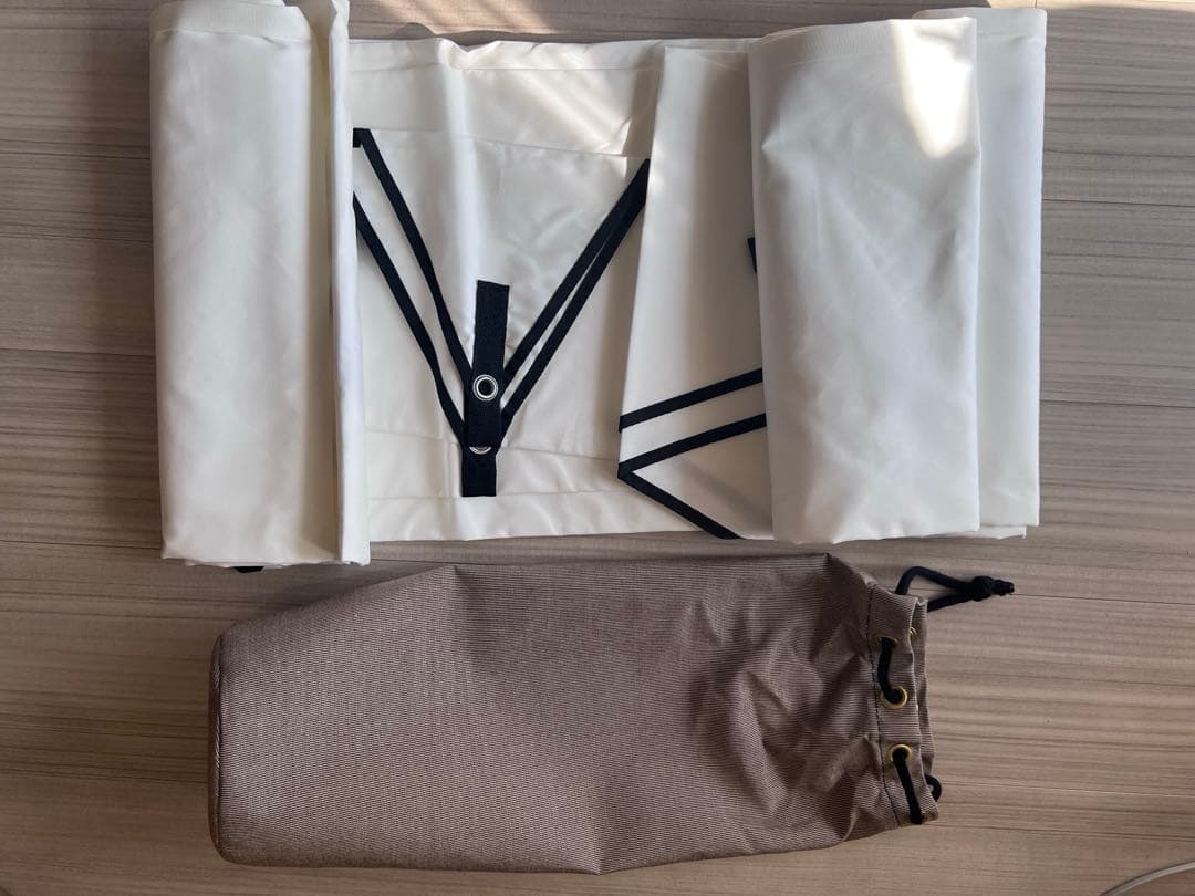 未使用 telo tarp looks white