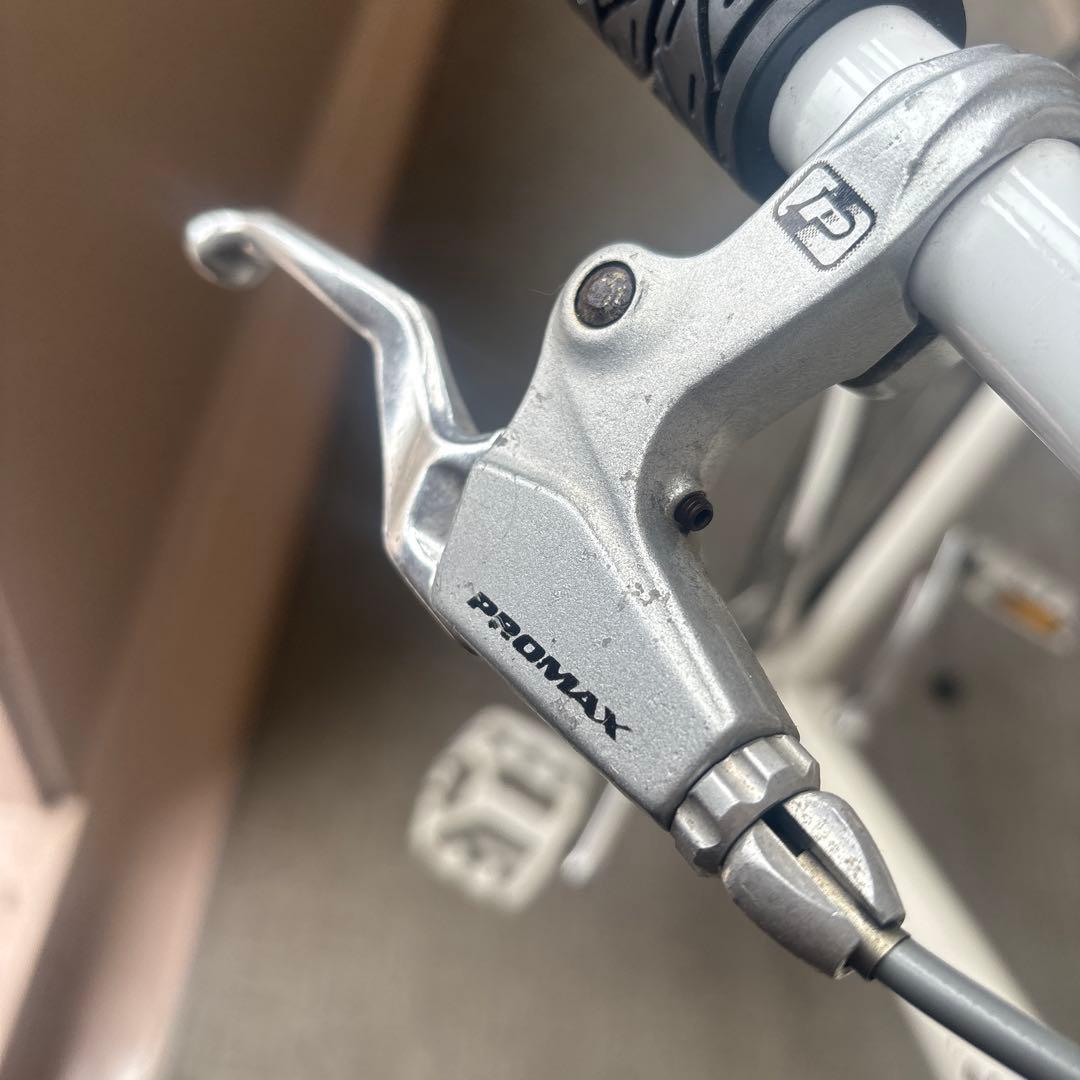 [名古屋市内近郊お引き取り限定]FUJI Feather ロードバイク ホワイト