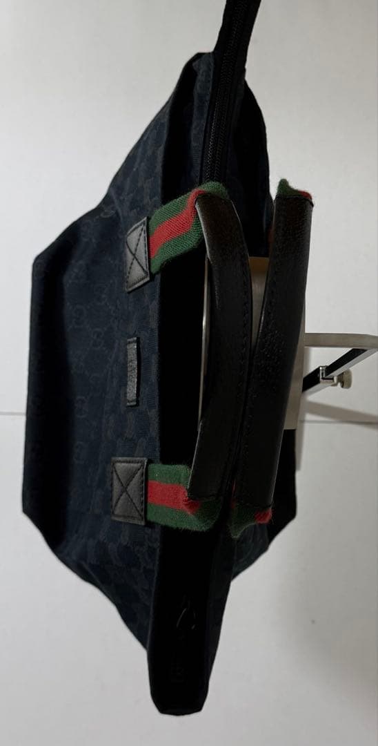 GUCCI トートバッグレディース シェリーライン キャンバス 舟形 GG柄 黒