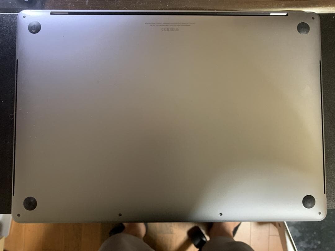 美品 MacBook Pro A2141 2019 i9/16GB/1TB