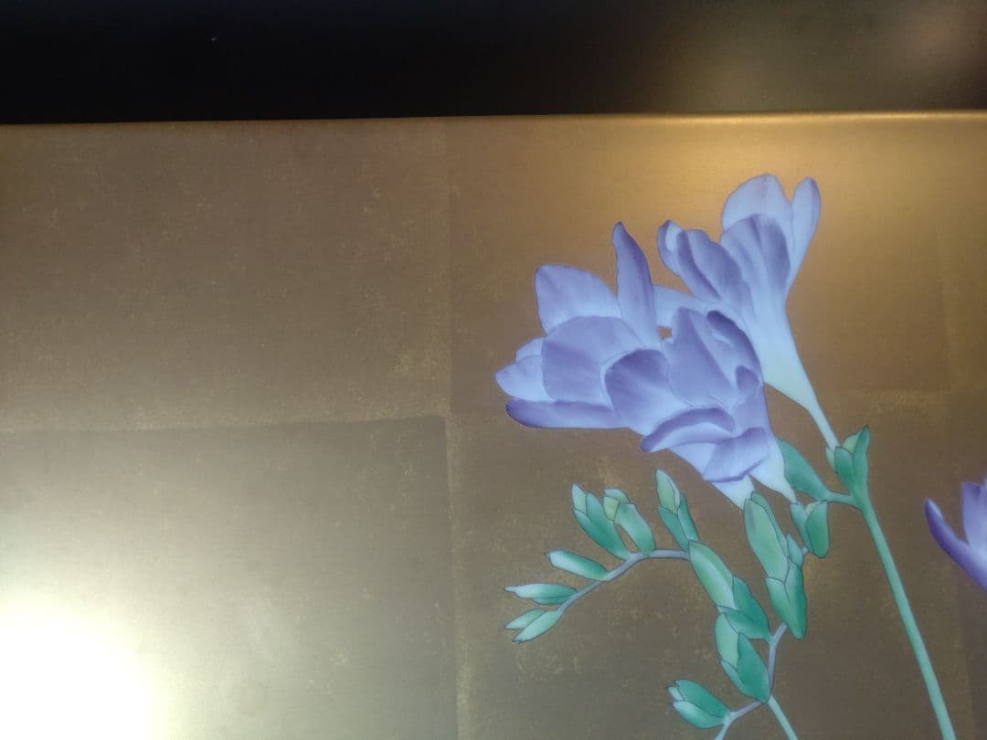 ノリタケハンドペイント　フリージア