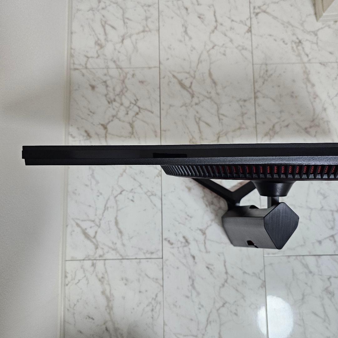 【使用僅か】LG UltraGear 32GP83B-B ゲーミングモニター