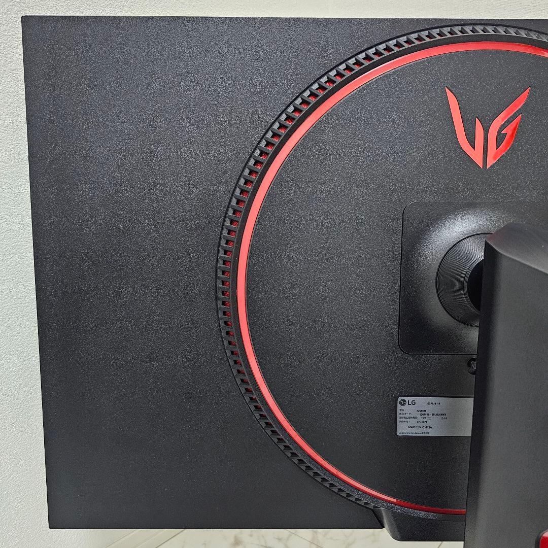 【使用僅か】LG UltraGear 32GP83B-B ゲーミングモニター