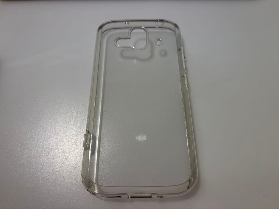 ■【中古】FCNT らくらくスマートフォン　F-52B