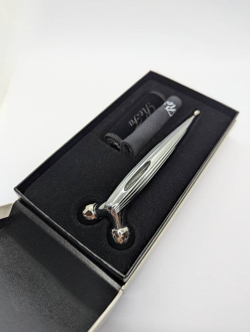 ReFa シルバー 美顔ローラー 専用ケース付き