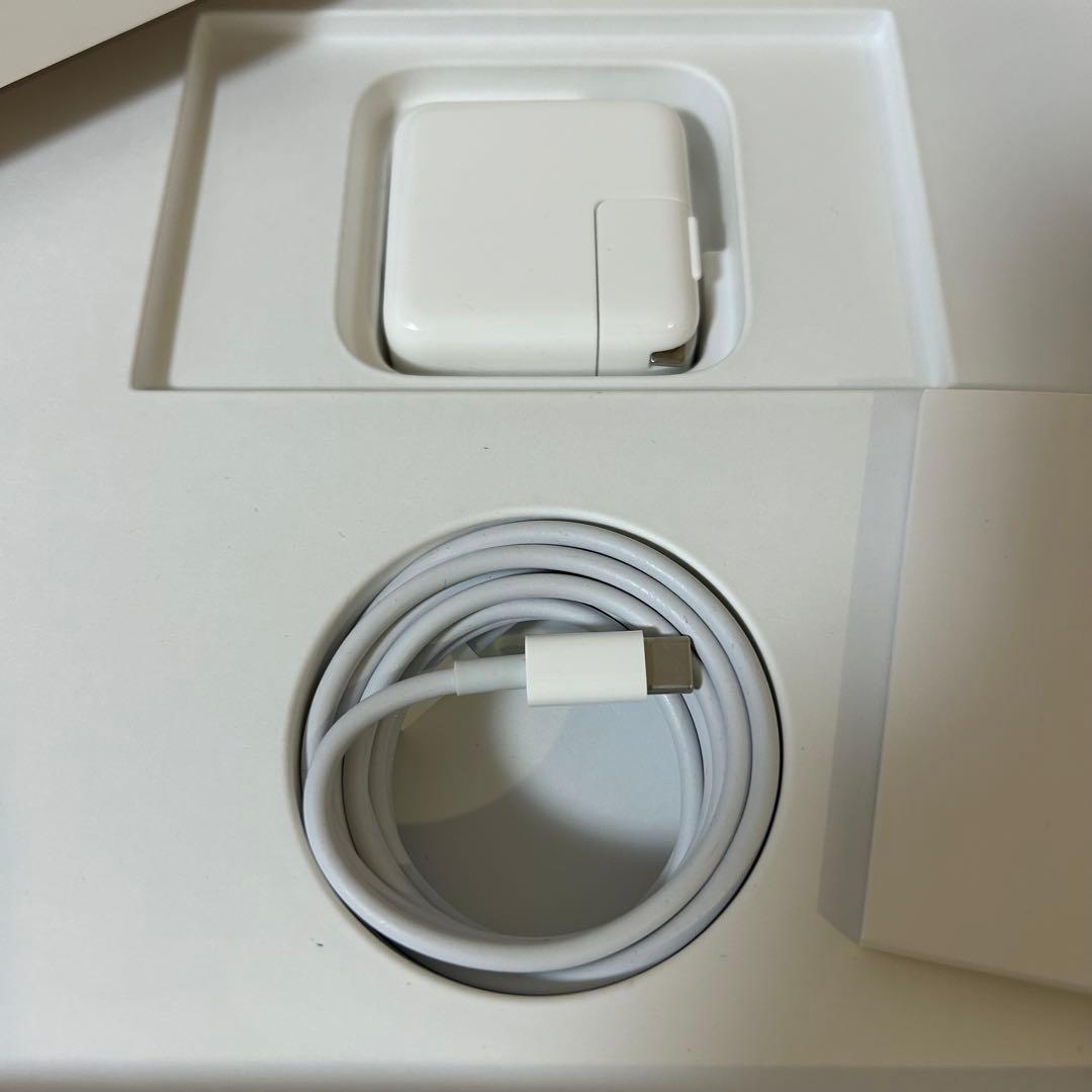 【美品】MacBook Air M1 8GB 256GB スペースグレー 箱付き