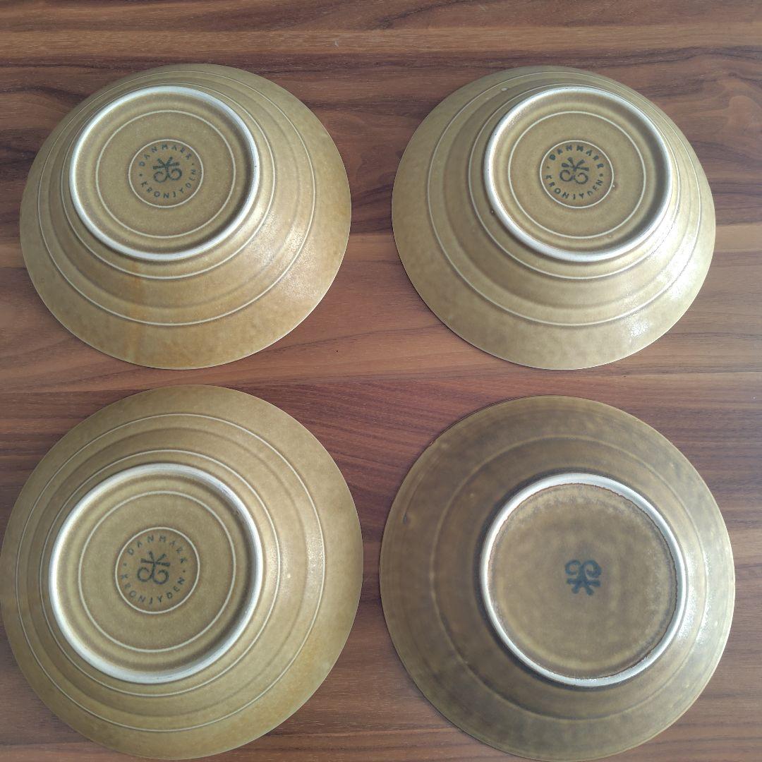 クイストゴー　レリーフ　深皿　4枚