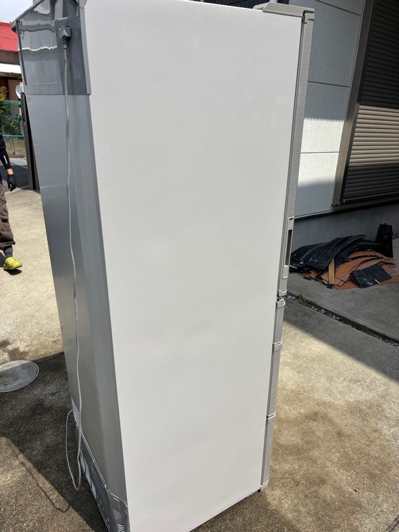 送料込み‼️SHARP【冷凍冷蔵庫 2020年製 両開き 412L】