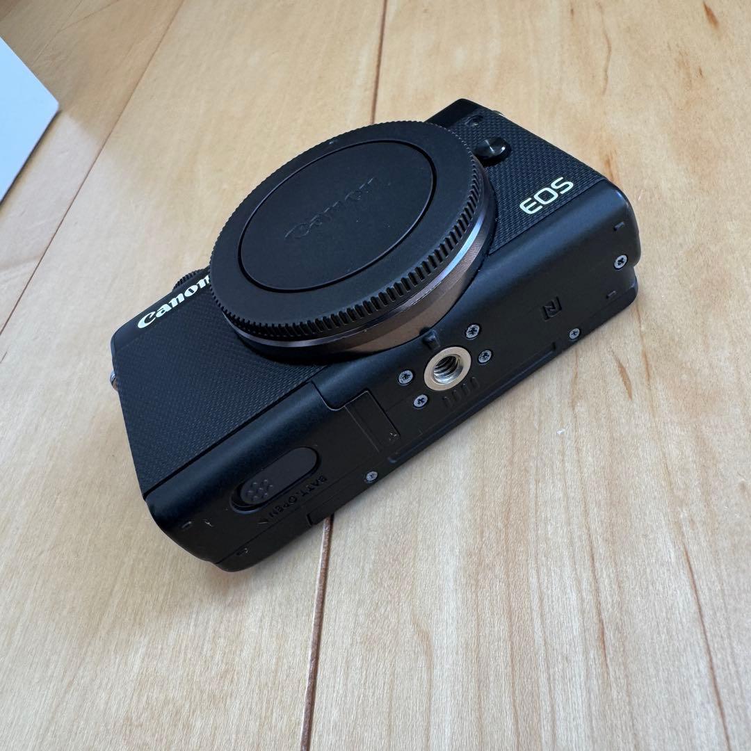 Canon EOS M100 ミラーレスカメラ セット