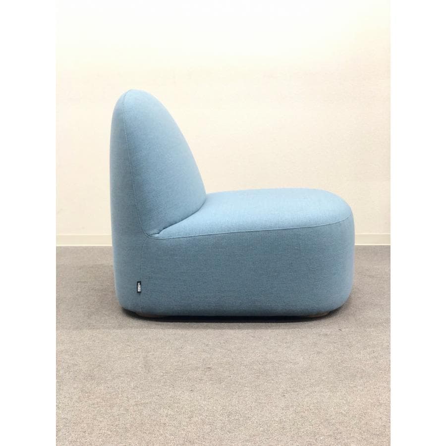 美品■カリモクニュースタンダード■ポーラー　ラウンジチェア　L　水色　１Pソファ