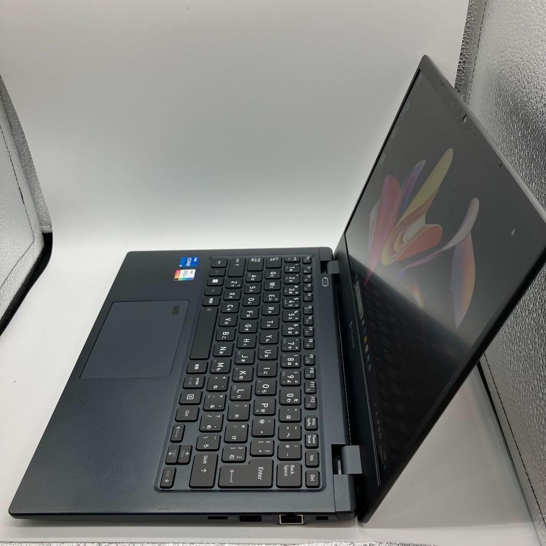 美品 超軽量 Dynabook 11世代 i5 メモリ16GB SSD256GB