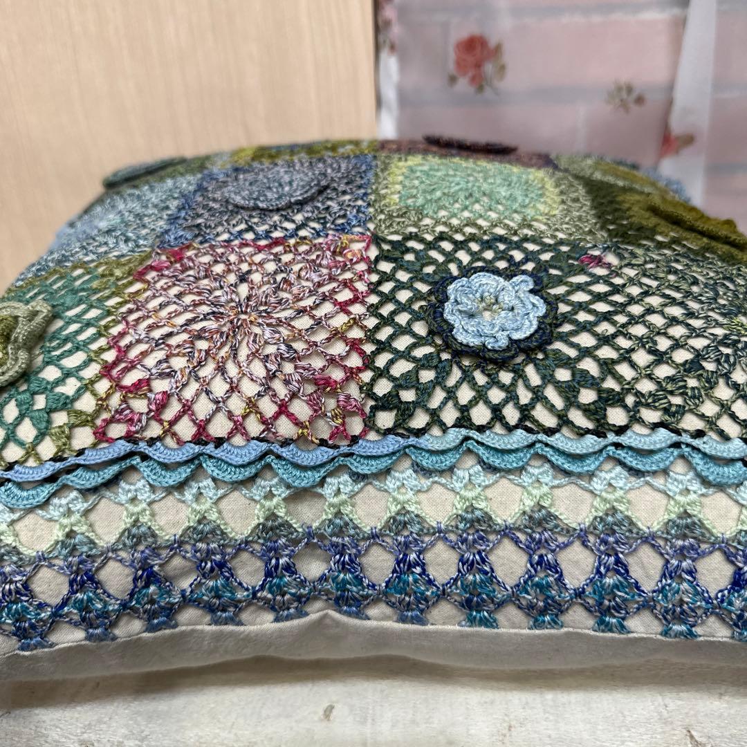 クッションカバー オリムパス刺繍糸　ハンドメイド 手編み　hand work