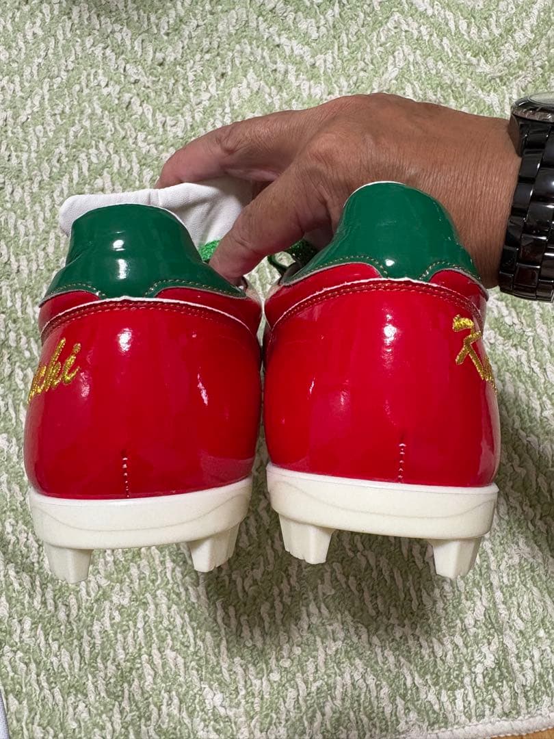 久保田スラッガー スパイクシューズ 赤緑野球オーダースパイク