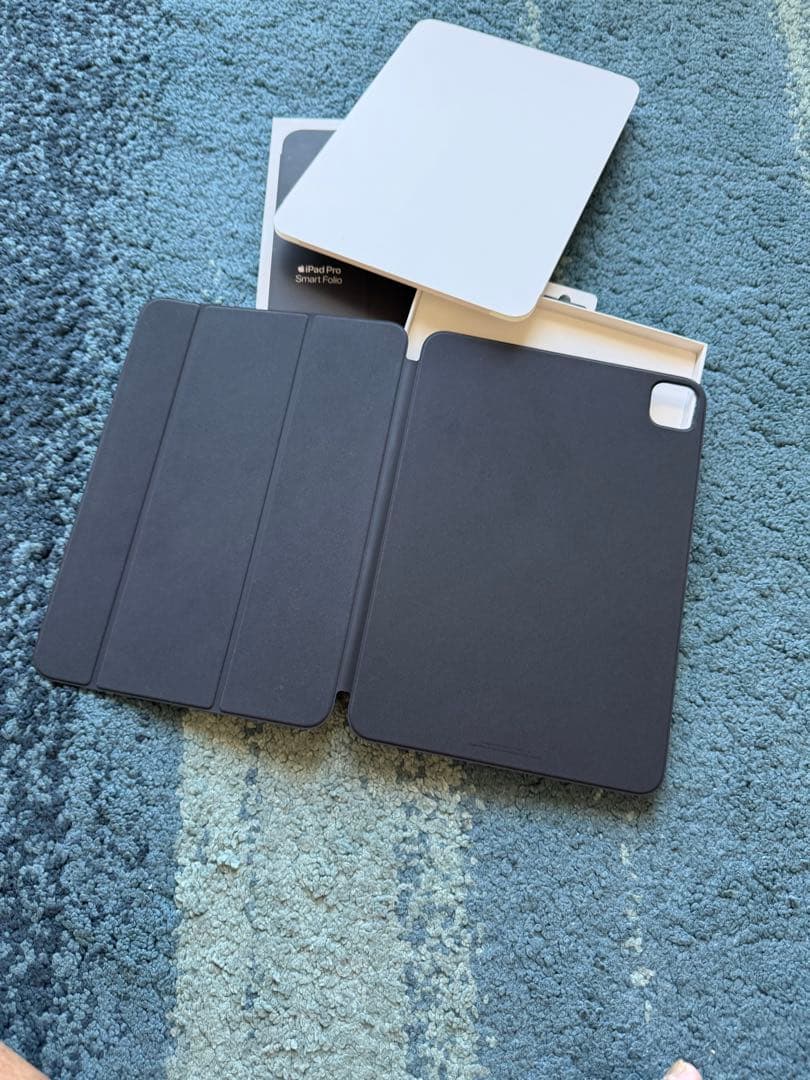 【未使用品】11インチiPad Pro（M4）用Smart Folio