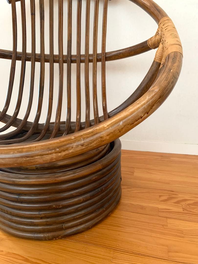 アジアン　レトロ 回転式ラタンチェア 360度回転