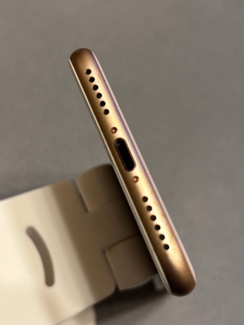 [美品] iPhone 8 SIMフリー 256GB