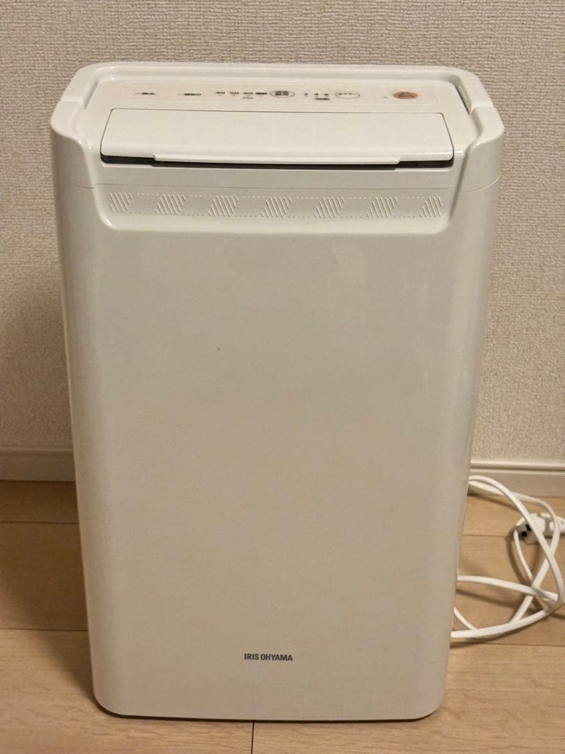 2024年製　アイリスオーヤマ 除湿機 DCE-6515 ホワイト　衣類乾燥