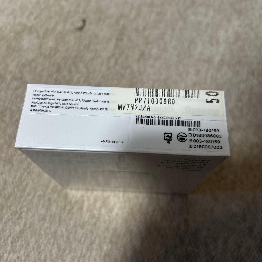 [新品]AirPods第二世代 充電ケース付き