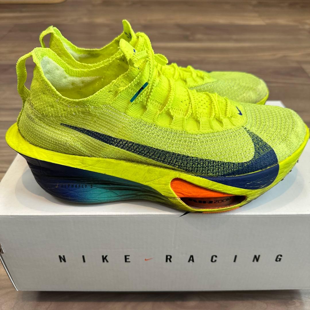 ２７.０cmメンズ　 アルファフライ３使用感あり