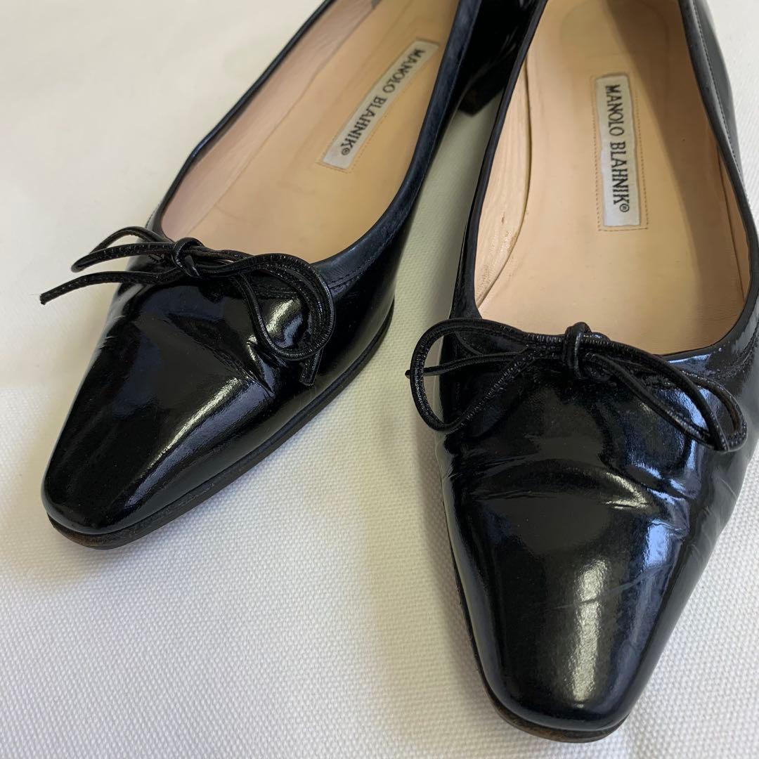 マノロブラニク ポインテッドトゥ リボン バレエシューズ フラット ブラック