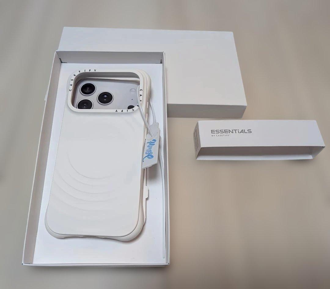 CASETiFY ウェーブ シリコンケース iPhone 17 Pro