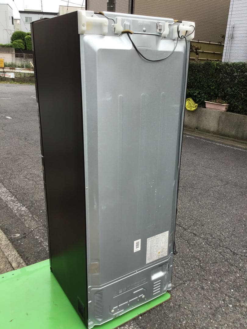 HITACHI 6ドア 冷凍冷蔵庫 ブラウン565ℓ ※直接引渡しのみ