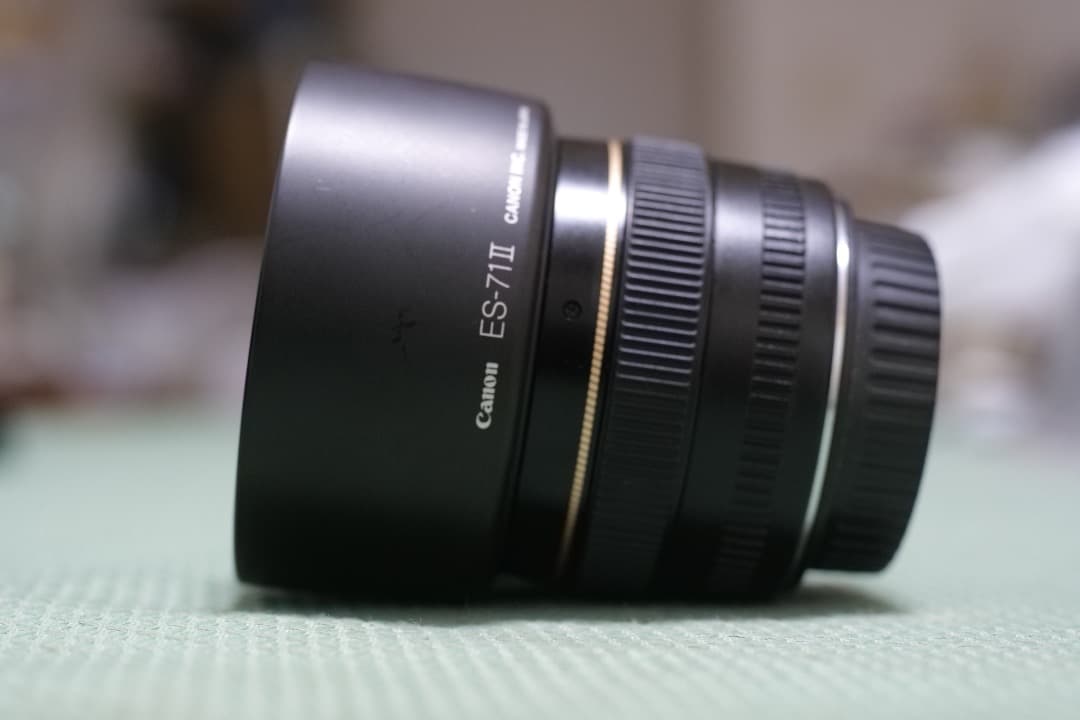 Canon LENS EF 50mm F1.4 フード付き