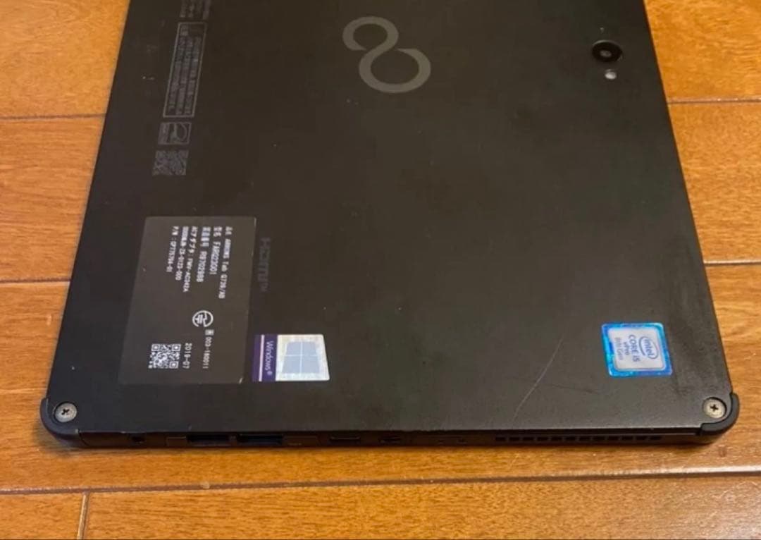 富士通 お絵描きタブレット windows11搭載