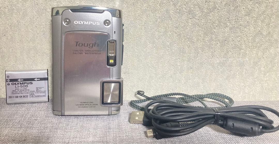 ☆良品OLYMPUS TOUGH TG-615 防水カメラ オリンパス コンデジ