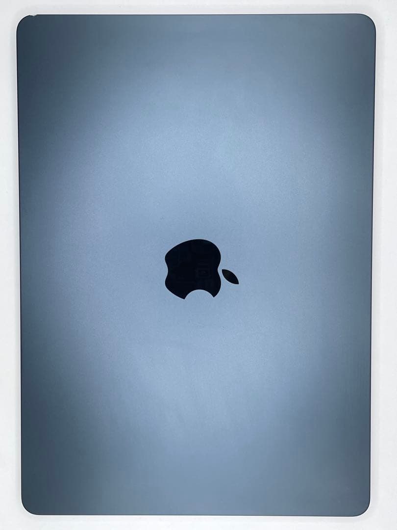 MacBook Air 2022 M2 ( 24GB /1 TB ) 中古品