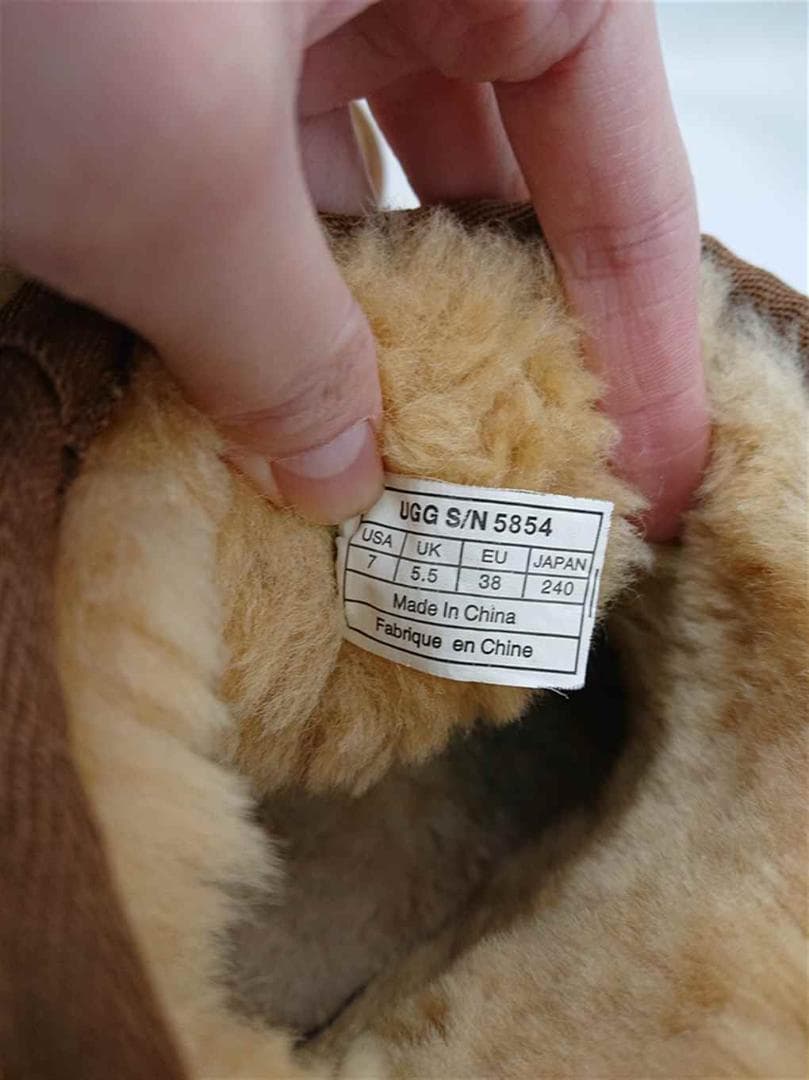 ■アグ Australia クラシックショート5854ムートンブーツ レディース