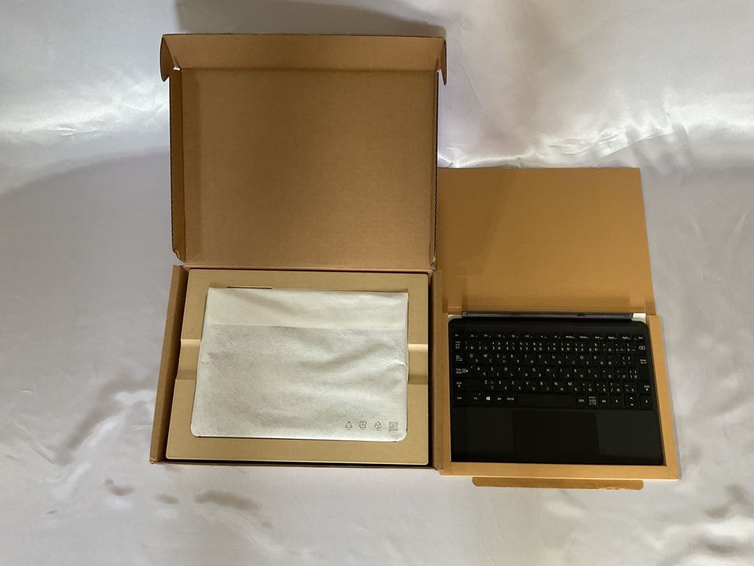 Windowsタブレット本体 Surface Go3 LTE i3 8g 128g office 2024