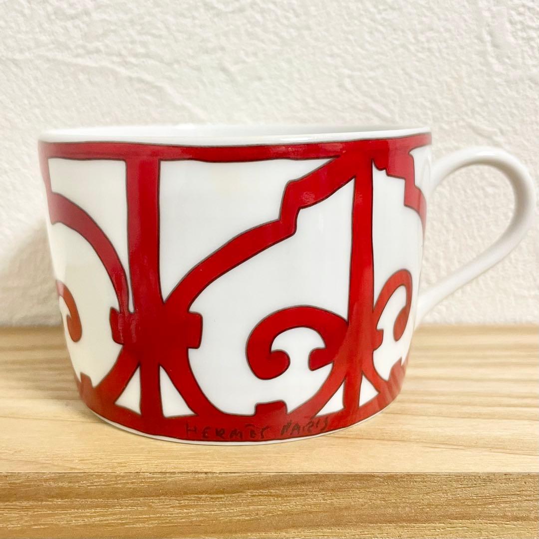 HERMES エルメス ガダルキヴィール スクエアプレート + マグカップ 赤色