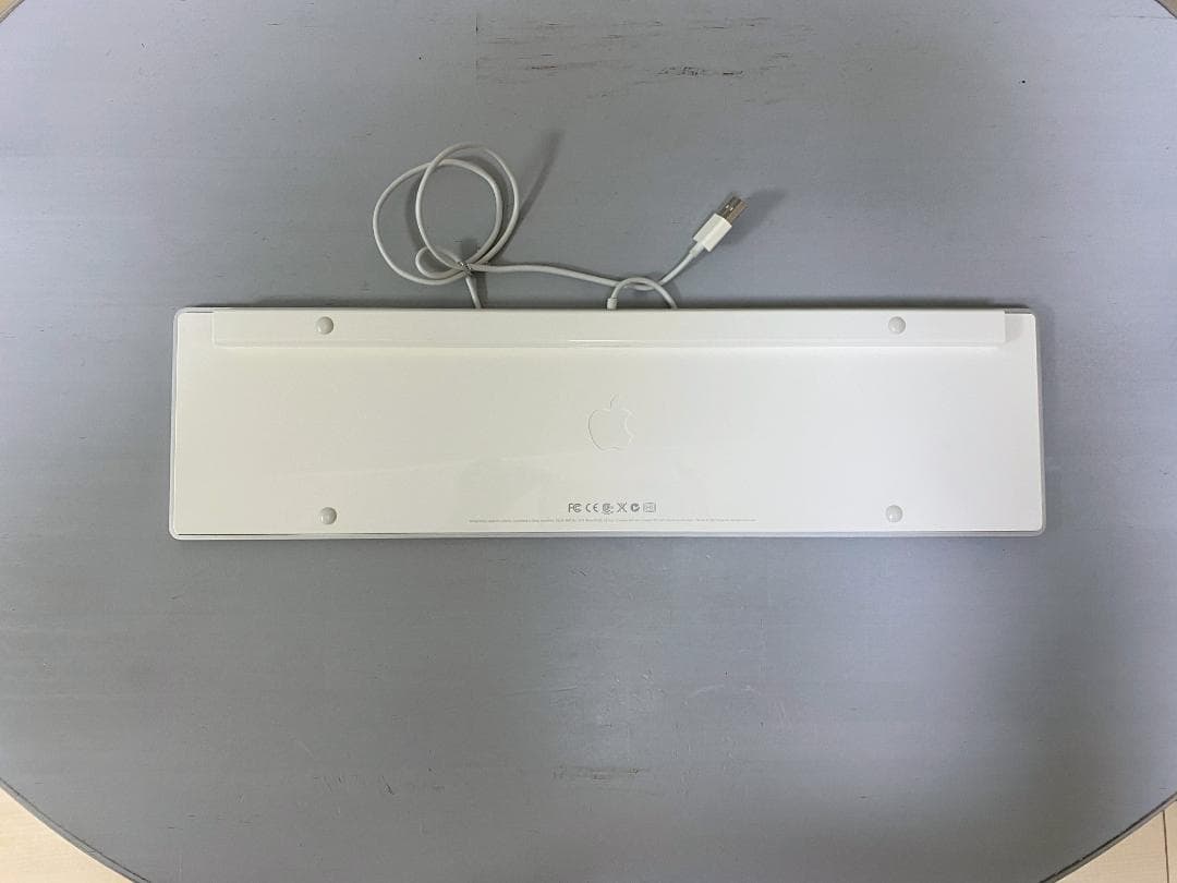 Apple純正 有線キーボード（A1243 ） テンキー付き USB接続