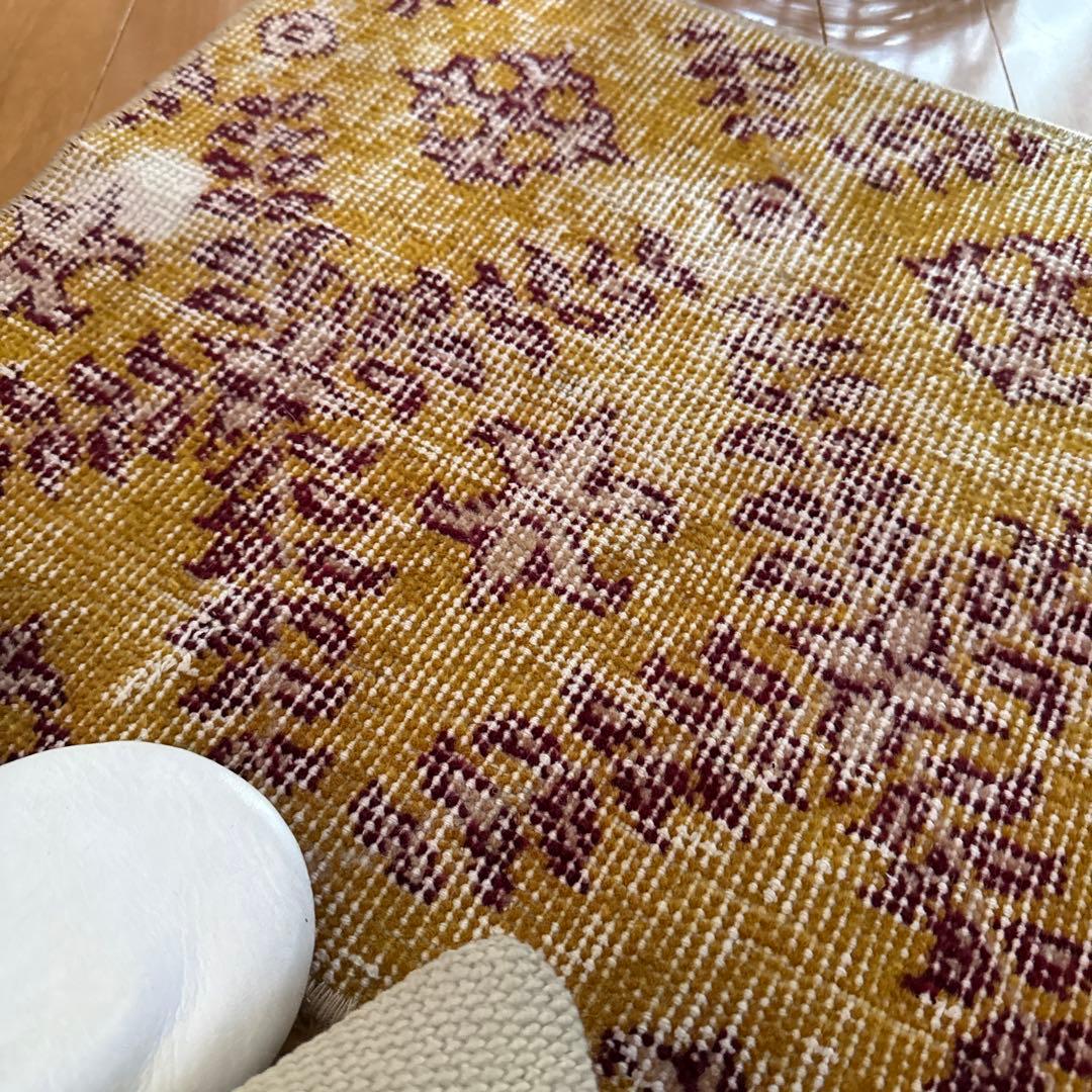 41.5×83マスタードイエロー×エンジ　トルコヴィンテージラグ