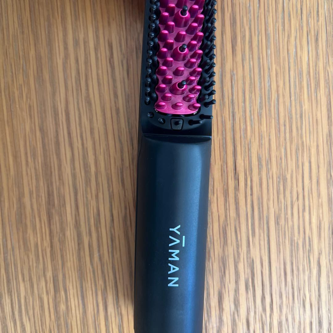 YA-MAN スムースアイロンブラシ　コードレス