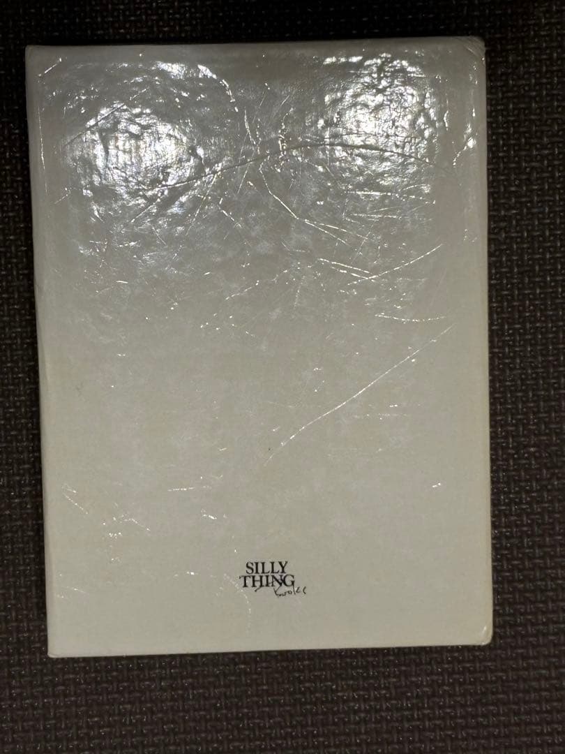 マルタン・マルジェラ20周年記念誌　CREAM ISSUE.09 本　ブック