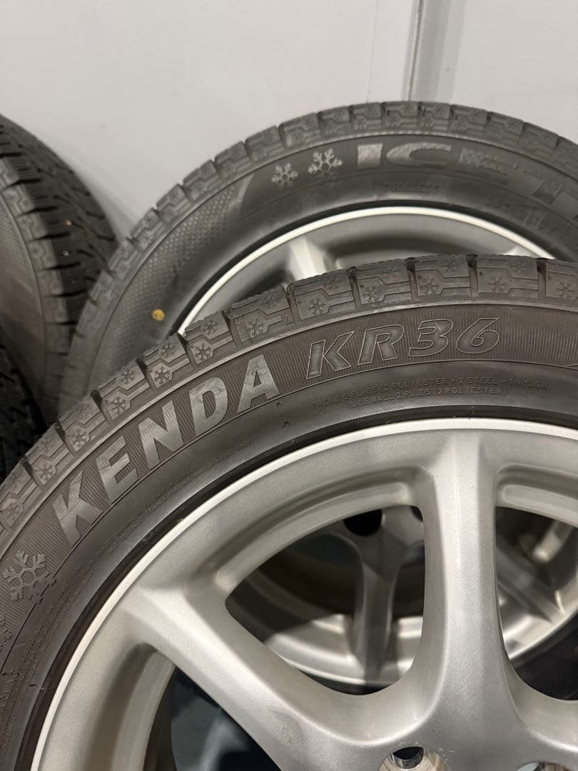 トヨタ　エスティマ　純正アルミホイール　17インチ　スタッドレス付き