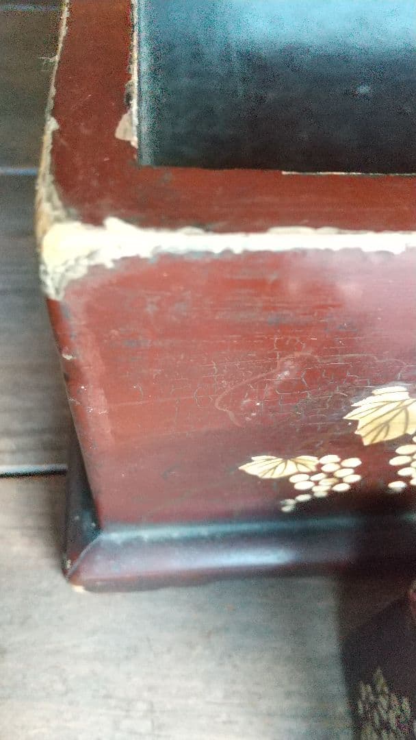 螺鈿 文箱 硯箱 \"栗鼠と葡萄 \" 時代不詳