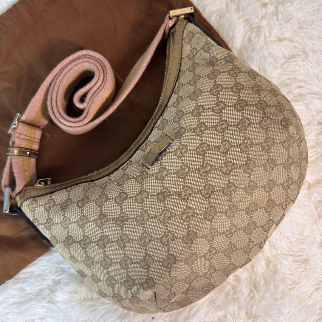 GUCCI グッチ ベージュ ゴールド ハーフムーン キャンバス シェリーライン