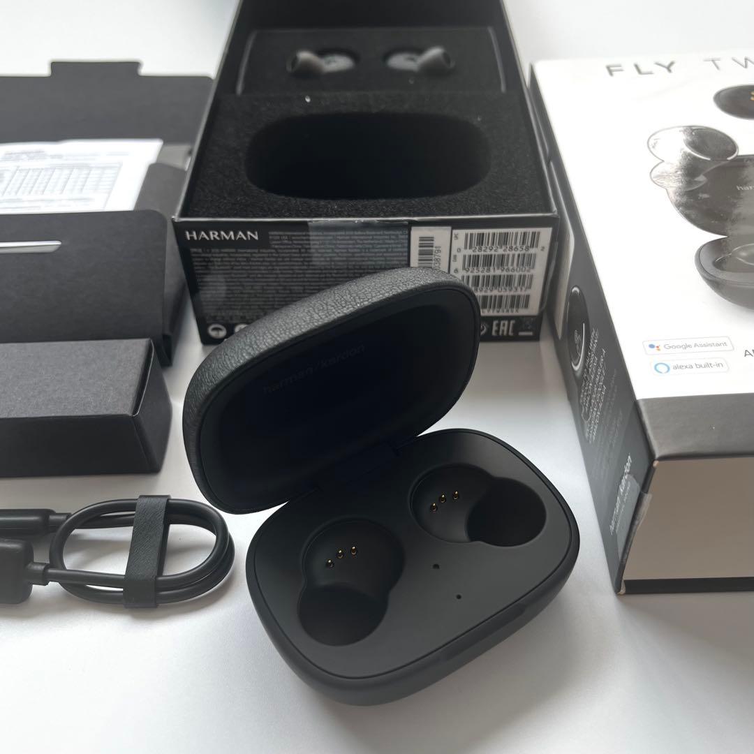【未使用品】harman kardon 完全ワイヤレスヘッドホン FLY TWS