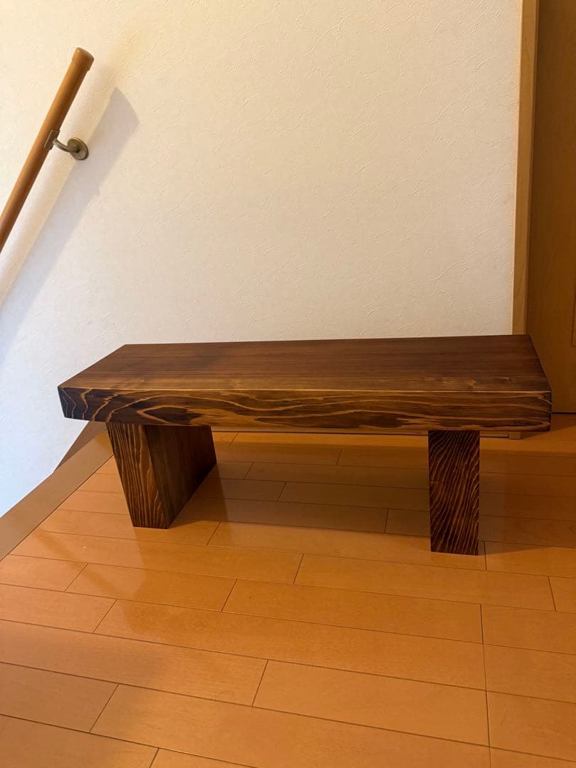 天然杉一枚板サイドテーブル、ワトコオイルダークウォルナット仕上げ‼️