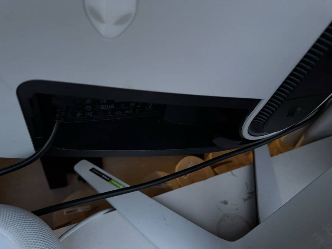 Dell AW3423DW 34.18インチ QD-有機EL ゲーミングモニター