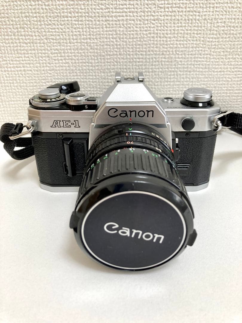 CanonAE-1セット！レンズ3本 ストロボ、レンズフィルター　フィルムカメラ