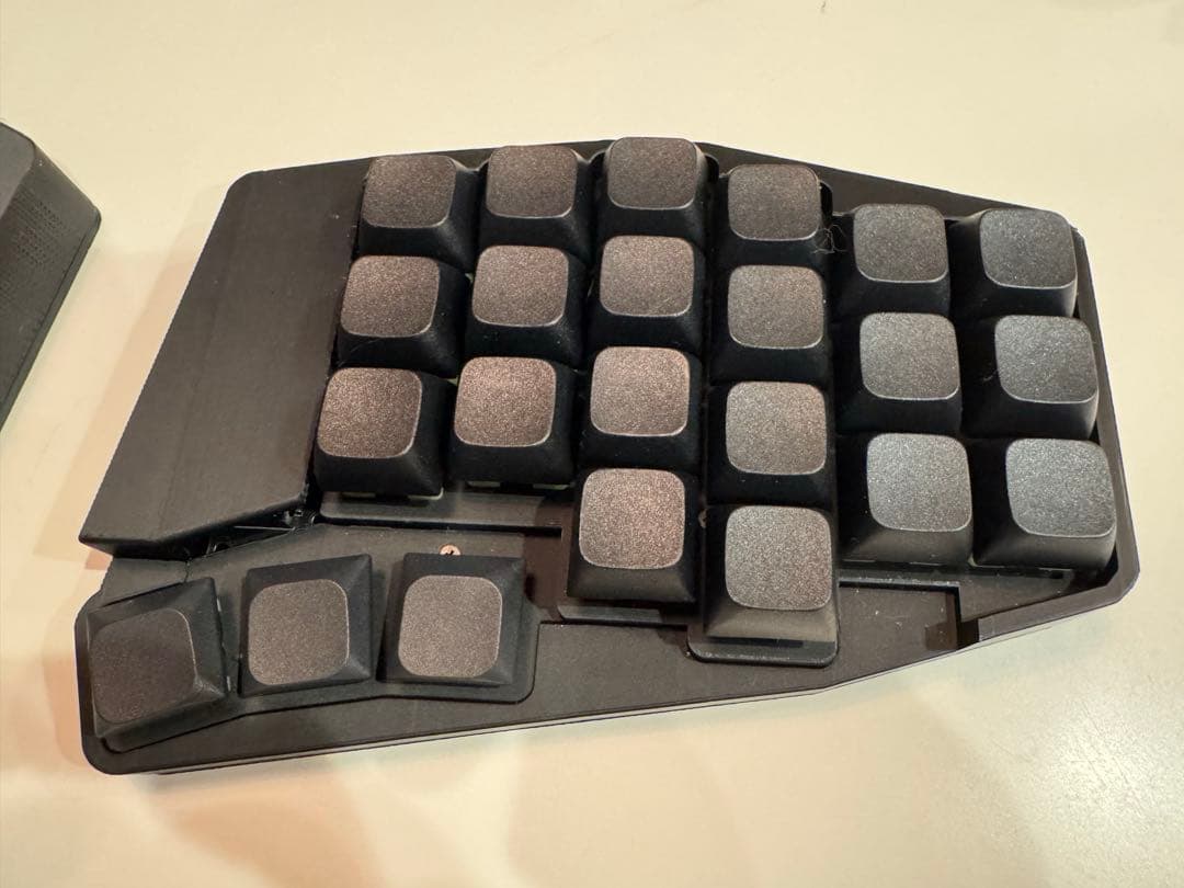 【新品】keyball44 左手ボール　ケースマウント　フルフェイス　黒