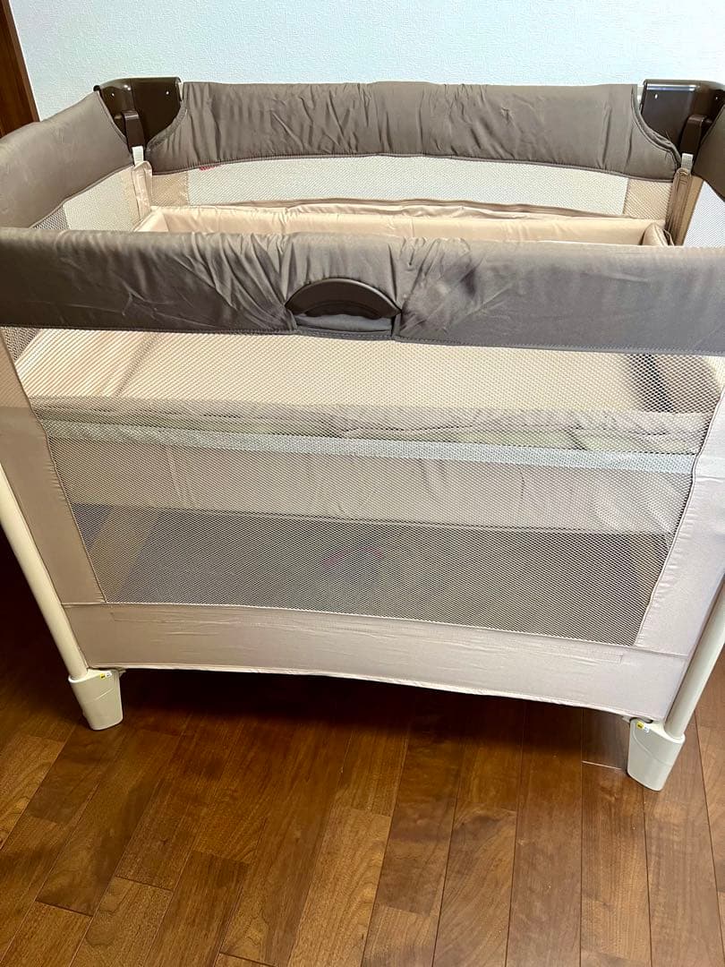 アップリカ 折りたたみベビーベット ココネルエアー ココアブラウン