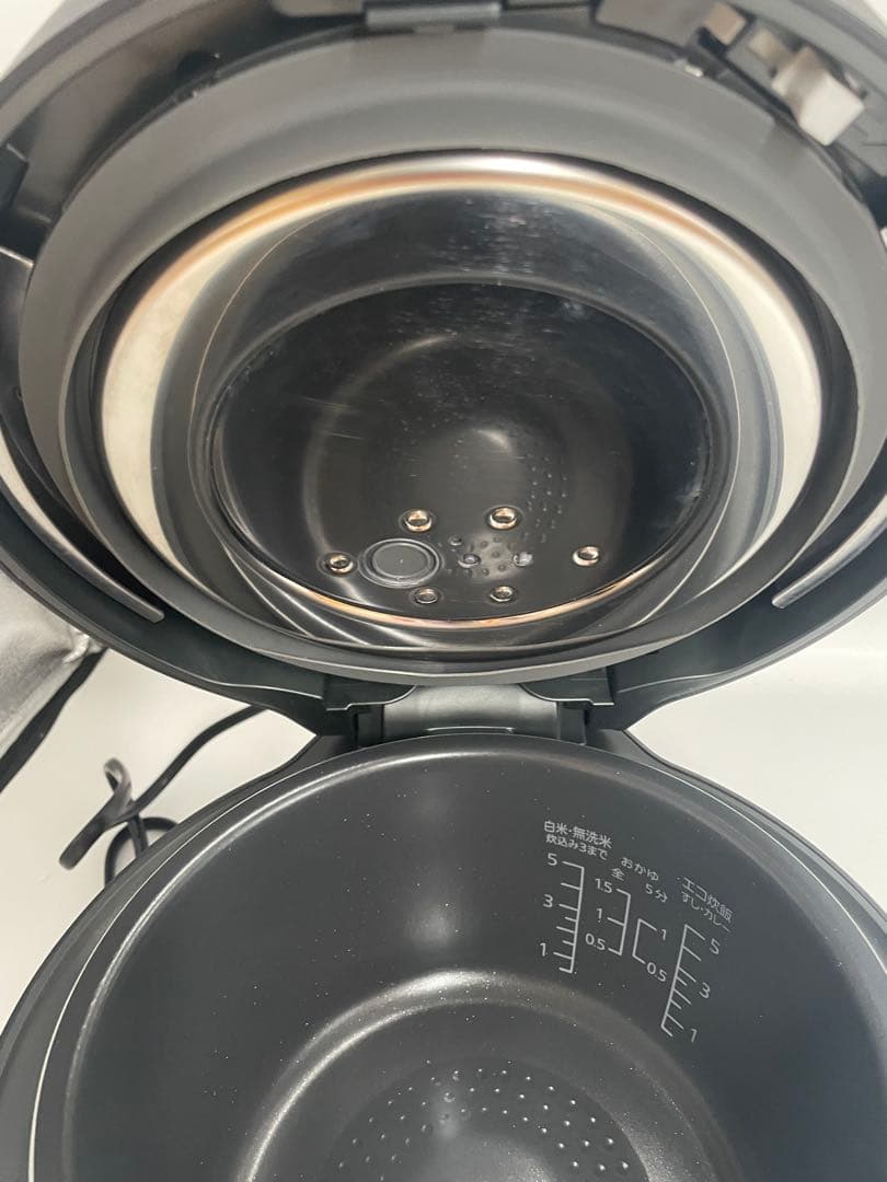 美品　パナソニック 5合炊き 圧力IHジャー炊飯器 SR-CR10A-K ブラッ